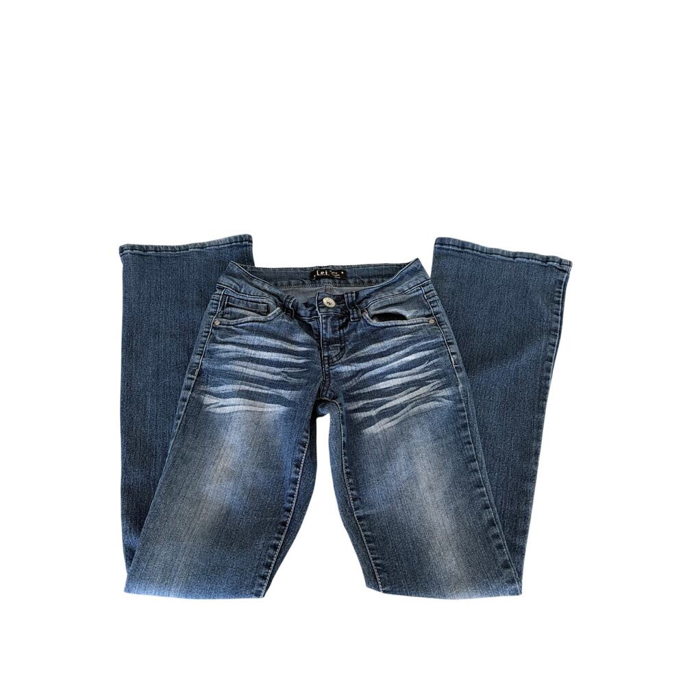 L.e.i. Ashley Trouble Boot Y2K Jeans Size 1 Whiskering Low Rise Flap Pockets